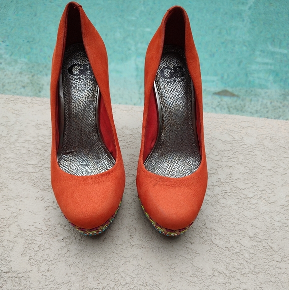Gianni Bini orange wedges with bead work and studs - Picture 4 of 12
